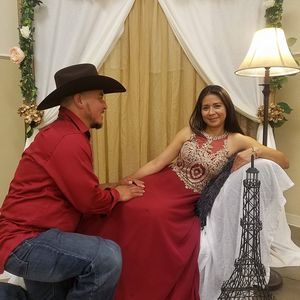 Meet your Posher, Cesar